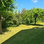 Maison Confort Avec Jardin - Chantilly, Senlis, Parc Asterix, Paris Cdg Holiday home Avilly-Saint-Leonard